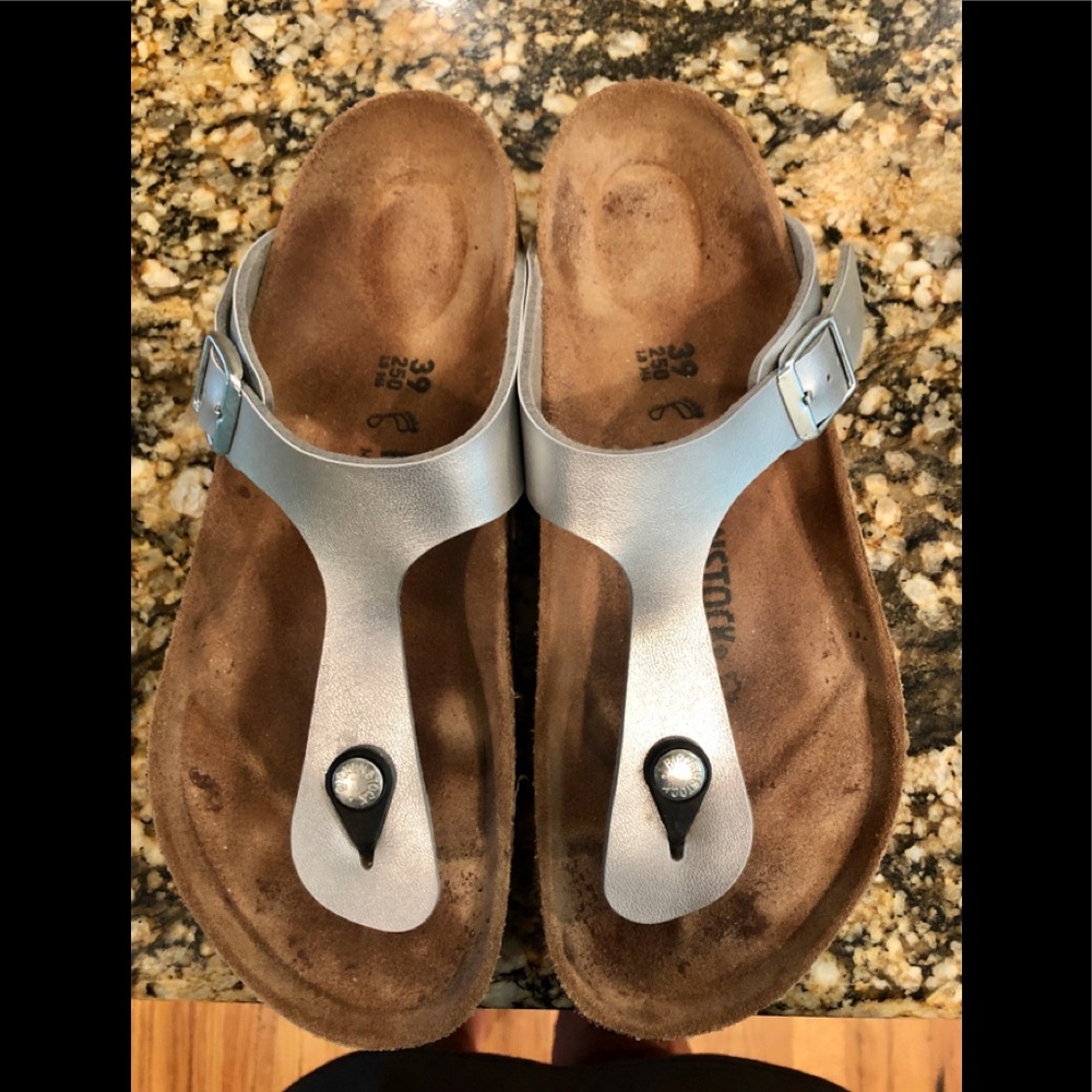 Birkenstock Gizeh sandals in original box